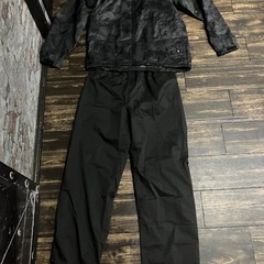 登山用品　ザック、レインウェア、ズボン、速乾　の画像
