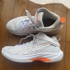 asics ゲルフープ　バスケシューズの画像