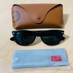 【超美品】Ray-Ban NEW WAYFARER 専用ケース・専用クロス付属の画像