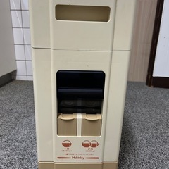 🌈ライスストッカー✨米びつ10kg✨ボタンで１合２合‼️備蓄米の画像