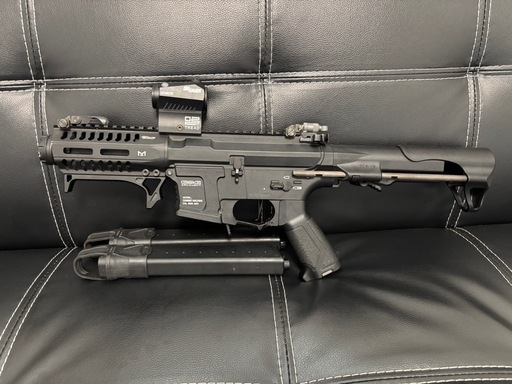 G&G  ARP-9［カスタム］電動ガン(予備マガジン／T-1　SIGドットサイト／ガンケース付き)  お取り引き場所：西淀川区　福駅前か貝塚市