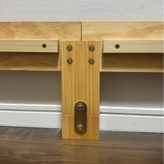 木製シングルベッドの画像