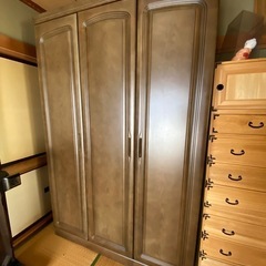 明後日処分予定　洋服ダンス　昭和高級　クローゼット　205×135×60cmの画像
