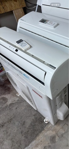 ?即日取付?取付込み❄️クリーニング済✨️中古 エアコン 東芝 TOSHIBA RAS-C225D-W 2017年式 6畳〜  ●安心