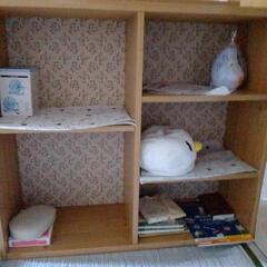 本棚、小物置きの画像