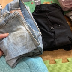男性成人服  ズボン シャツ ニットなどの画像