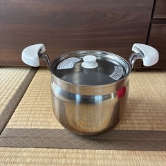 サーモスシャトルシェフ4.5Ｌ の画像
