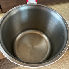 サーモスシャトルシェフ4.5Ｌ の画像