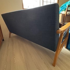 佐藤産業 セレノソファ 3人掛け 木肘:ナチュラル クロスステッチ 張地:ネイビー（ファブリック） の画像