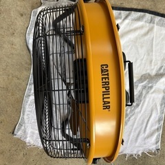 キャタピラー 業務用扇風機の画像
