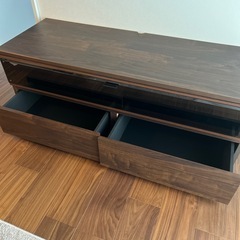 テレビボードの画像