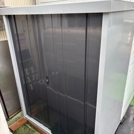 完売御礼‼️物置　倉庫‼️タイヤ倉庫などに使い勝手抜群‼️