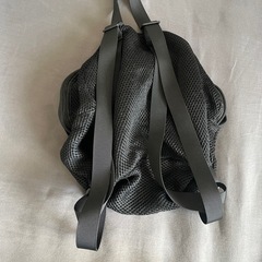 メッシュバックの画像