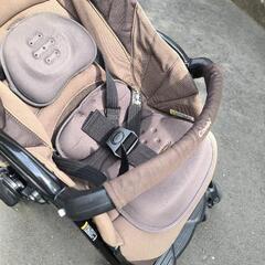 コンビ　ベビーカーの画像