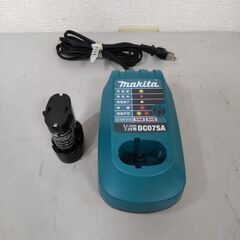 Makita マキタ 充電式クリーナー 掃除機 CL070D バッテリー 充電器 付属の画像