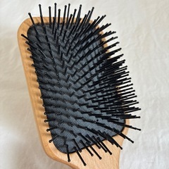 ブラシとクシのセットの画像