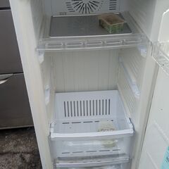 2009年 三菱 ミツビシ 121L 冷凍庫 MF-U12Nの画像