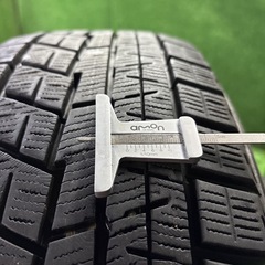 205/60R16 96Q 4本 23年製　ヨコハマ　アイスガード　IG60 溝8〜8.5ミリ　ステップワゴン　ノア　プリウスアルファ　引き取り可　S50806082の画像