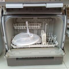 リユースのサカイ栃木店★ジモティ割あり★ Panasonic 食洗機 NP-TSK1  21年製 動作確認／クリーニング済み TC10175の画像
