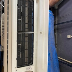 中古エアコン室内機室外機セットの画像