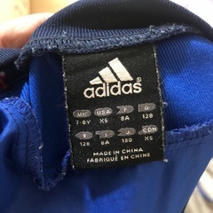 130 
adidas長袖の画像