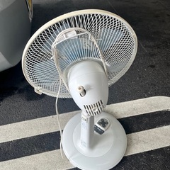 東芝　TOSHIBA リモコン付き　扇風機の画像