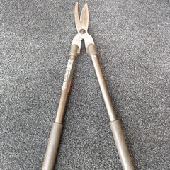 刈り込み鋏の画像