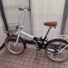 折りたたみ自転車の画像