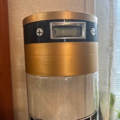デジタル100万円　貯金箱の画像