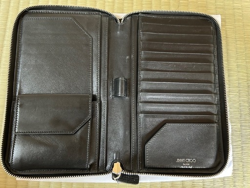 ジミーチュウ　JIMMY CHOO 長財布　BLACK