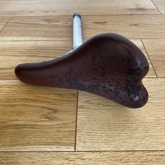 サドル　サドルポストの画像