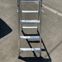 ほぼ新品！  アルインコ はしご兼用脚立 4尺 120cm の画像