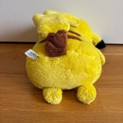 ピカチュウ　ぬいぐるみ　
タカラトミーの画像