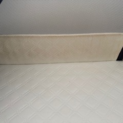 ベビーベッドの画像