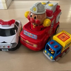 アンパンマン車3台　あげますの画像