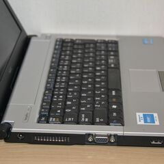 ◇格安！　ノートパソコン #220　　A4サイズ i7  Win11　新規インストール-//認証済み！　ACアダプタ付属!! の画像