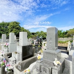 お墓の掃除・お墓参り代行します。急なご依頼もできる限り対応…