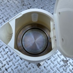 ニトリ　ケトル　電気ポットの画像