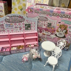 リカちゃんまとめ売り
の画像