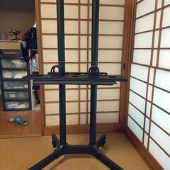 モバイルTVカートの画像