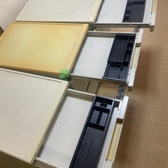 キャビネット 脇机 3つセットの画像