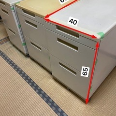 キャビネット 脇机 3つセットの画像