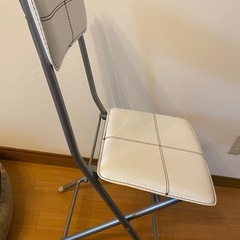 ニトリ椅子の画像