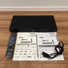 テレビ32インチとレコーダーセットの画像