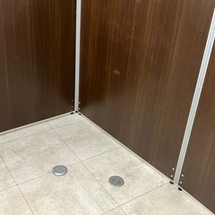 オフィスコム　パーテーション三枚の画像
