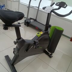 ★リユースのサカイ日立店★HJ7372 FITBOX エアロバイク ブラック H105×D93×W43 クリーニング済み の画像