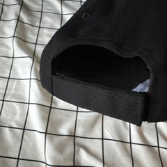 バレンシアガキャップの画像