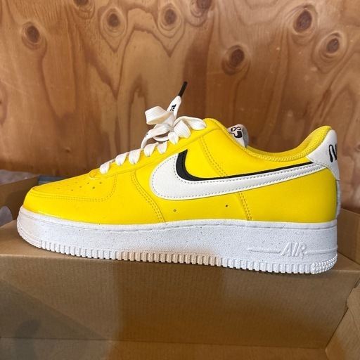 NIKE エアフォース1 AIR FORCE 1 '07 LV8