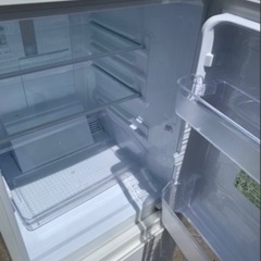 シャープ冷蔵庫の画像