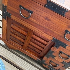 民芸家具チェストの画像